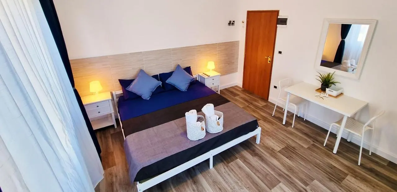 Riminimare House Hotel 0*, Rimini
